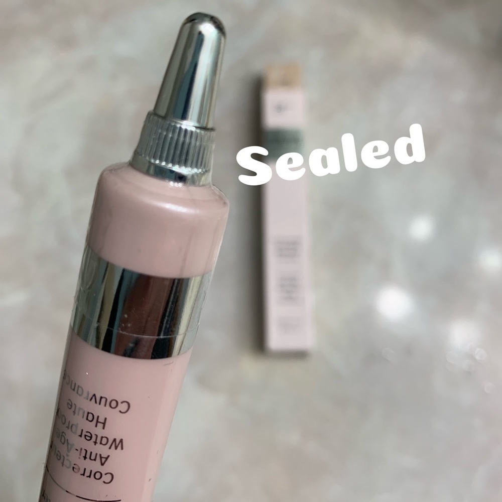 It Cosmetics Illumination Concealer Medium NIB - Picture 4 of 5